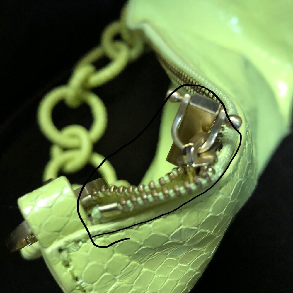 cult gaia Neon Lime Chain-Link Clutch - Picture 12 of 12